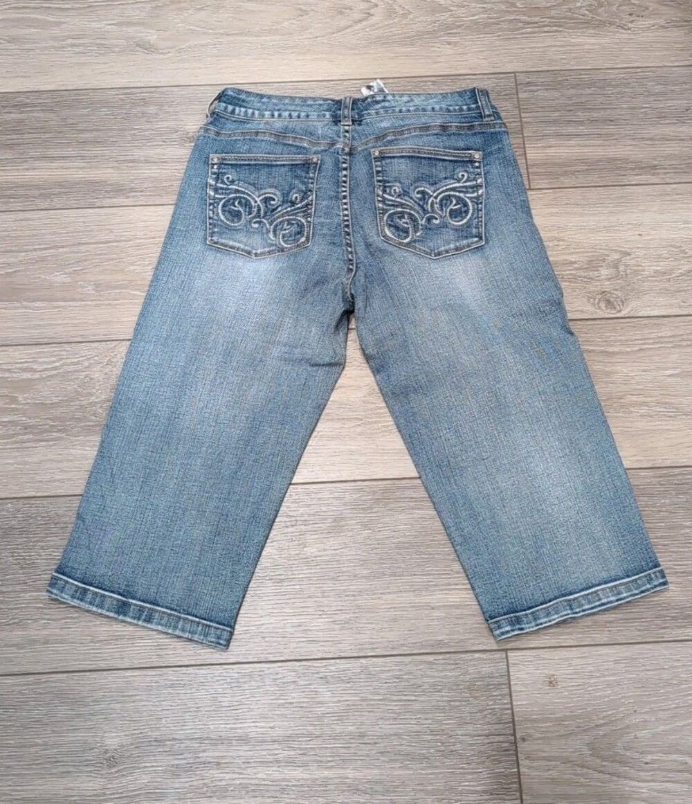 WHITE HOUSE BLACK MARKET CAPRI DENIM BLUE JEANS WOMEN'S SZ 6